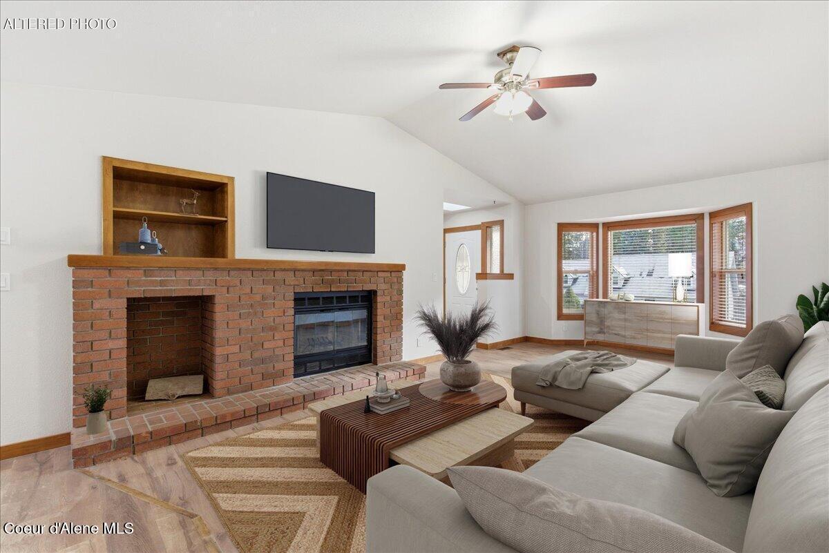 5118 Pinegrove
