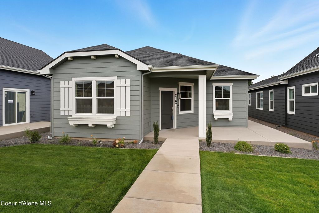 Photo of 7162 BELLAC Ln, Coeur dAlene, ID 83815 (MLS # 25-9937)
