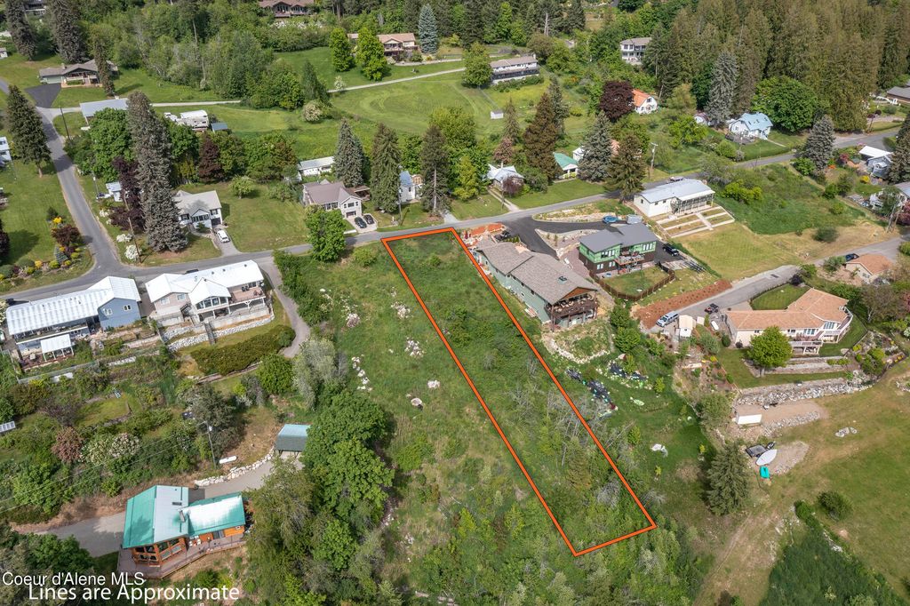 Photo of 616 Lookout Blvd, Hope, ID 83836 (MLS # 26-5321)