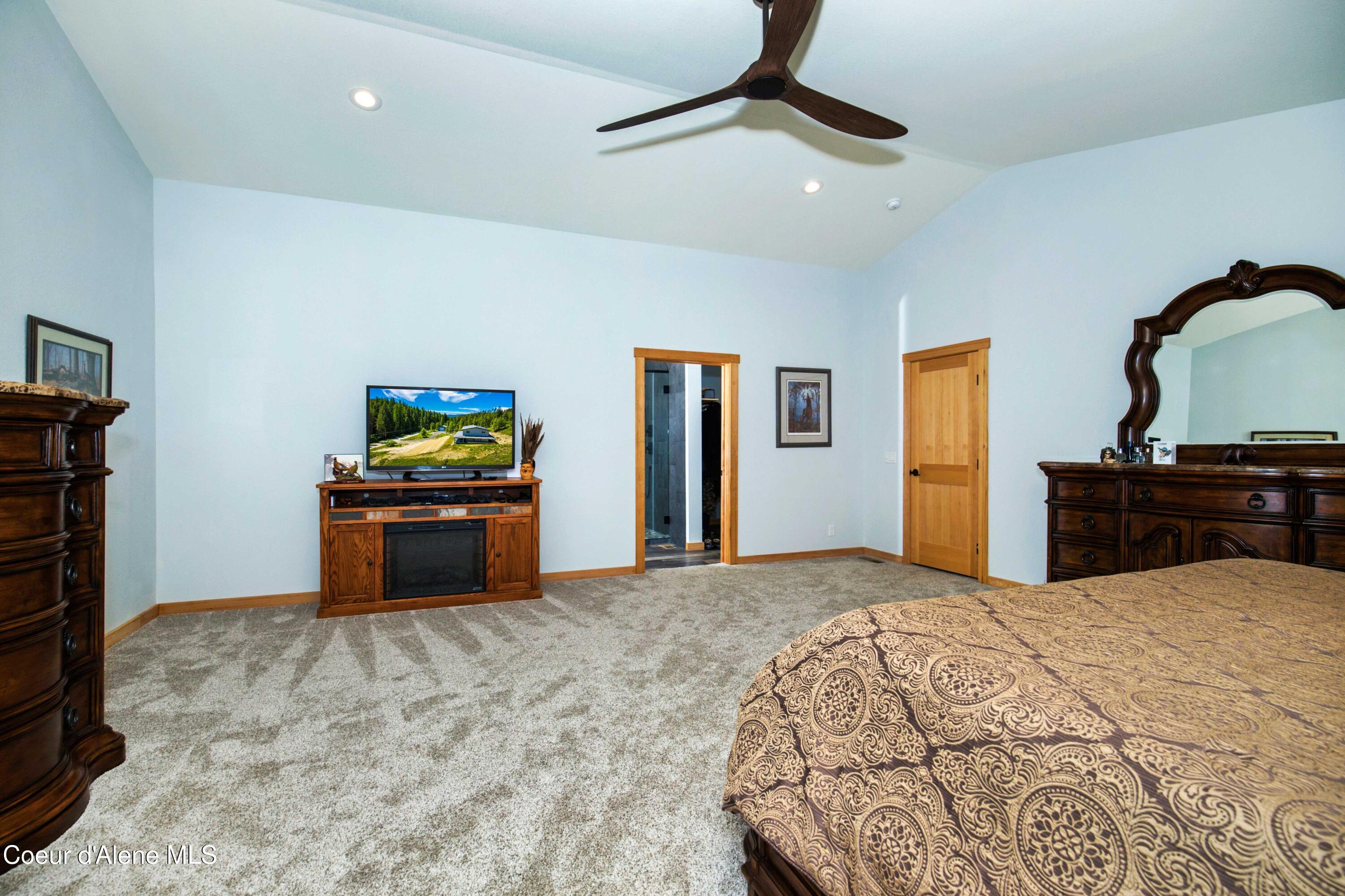 1197 S Brown Creek Road, Naples, Idaho image 23