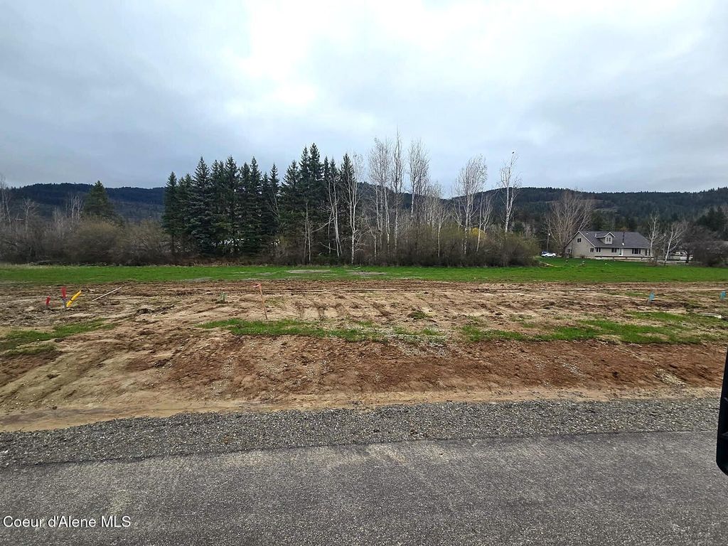 Photo of NNA Fiesta Shores Dr. Dr, Sagle, ID 83860 (MLS # 26-3453)