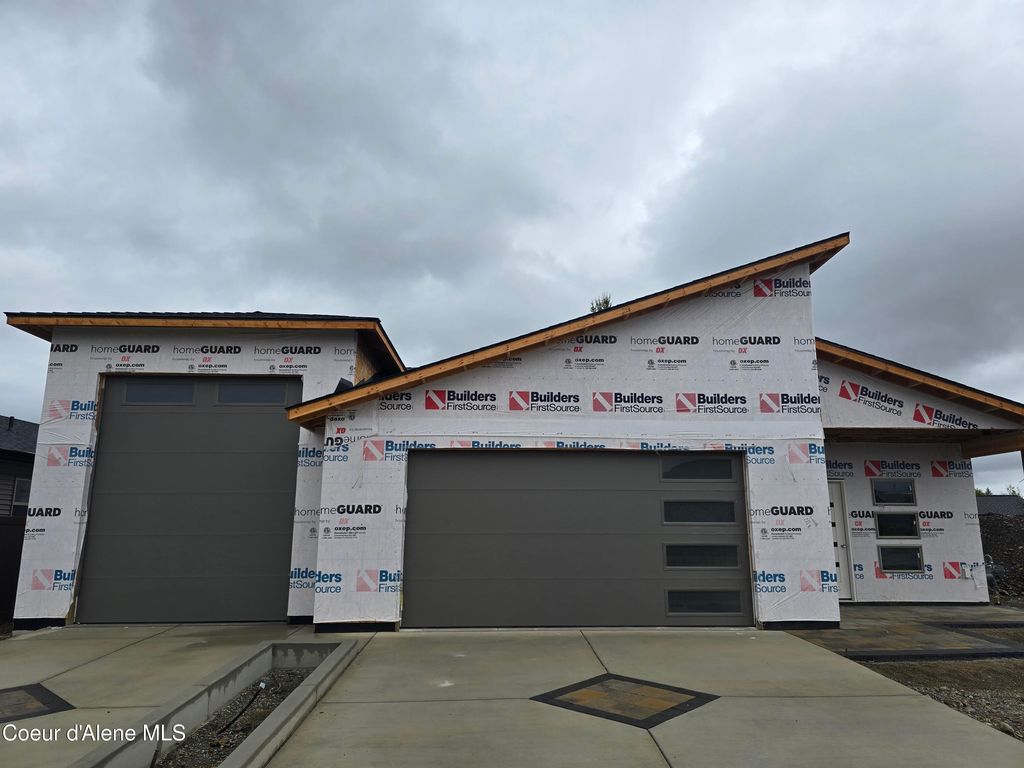 Photo of 13944 Rainier Loop, Rathdrum, ID 83858 (MLS # 26-505)