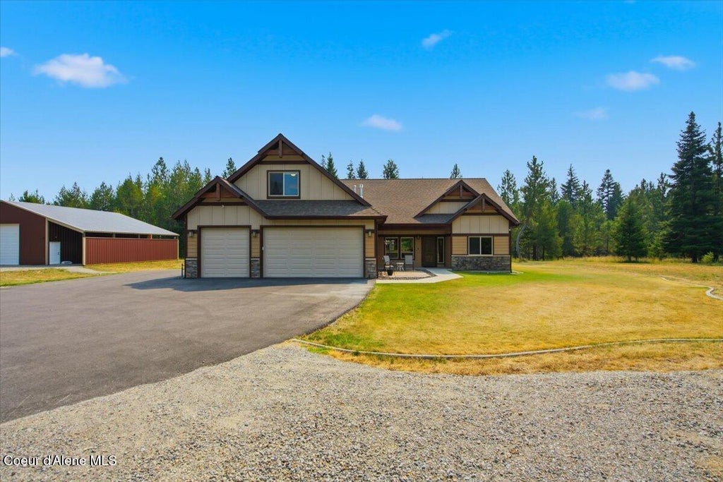 Photo of 22262 Massif Rd, Rathdrum, ID 83858 (MLS # 26-9107)