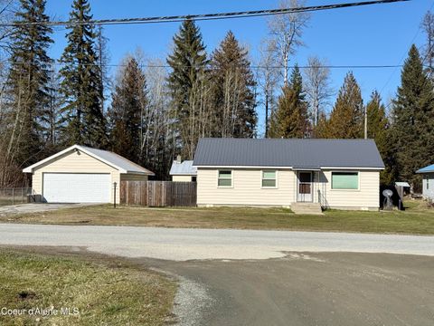 Photo of 61 Whiskey Jack Rd, Sandpoint, ID 83864 (MLS # 26-1738)