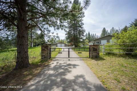 Photo of 2087 Glacier RD, Hayden, ID 83835 (MLS # 26-5048)