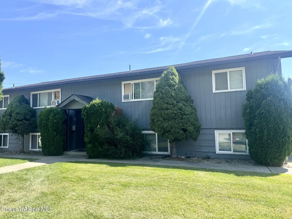 Photo of 9384 BAACK St, Hayden, ID 83835 (MLS # 25-10660)