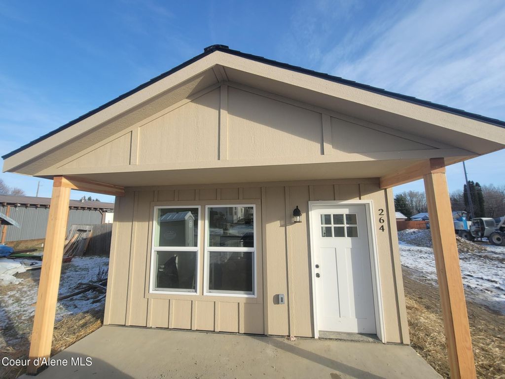 Photo of 264 Ash St, Ponderay, ID 83852 (MLS # 25-11678)