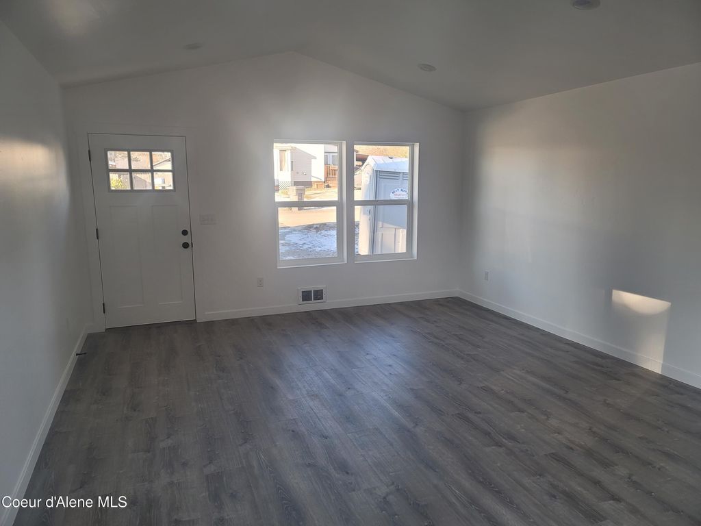 Photo of 264 Ash St, Ponderay, ID 83852 (MLS # 25-11678)