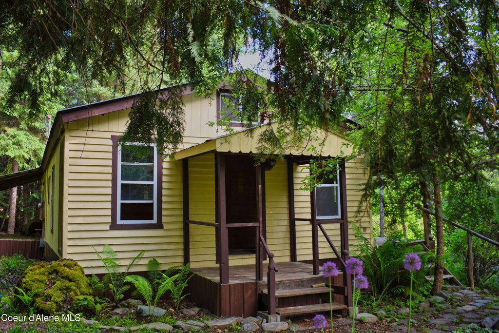 Photo of 4801 Old Highway Two LOOP, Moyie Springs, ID 83845 (MLS # 26-5932)