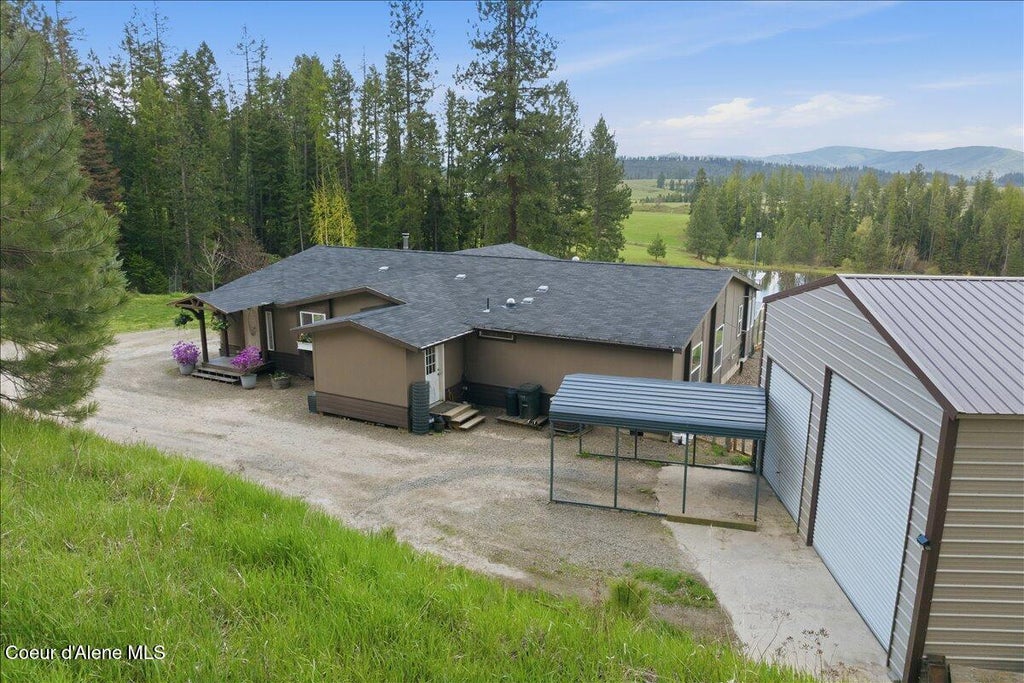 Photo of 232 CHEYENNE DR, St. Maries, ID 83861 (MLS # 26-9878)
