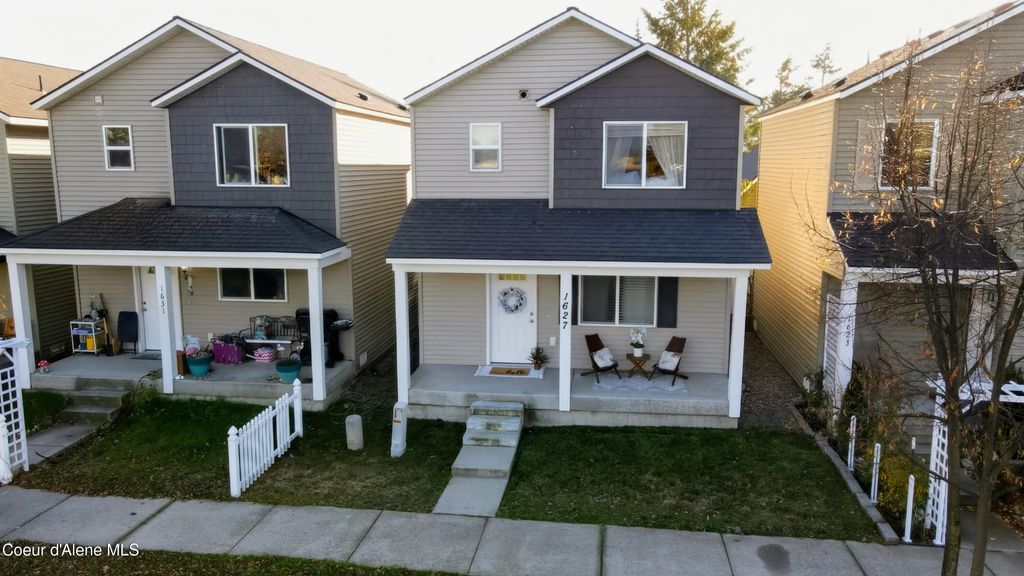 Photo of 1627 ZOEY Ct, Post Falls, ID 83854 (MLS # 25-11392)