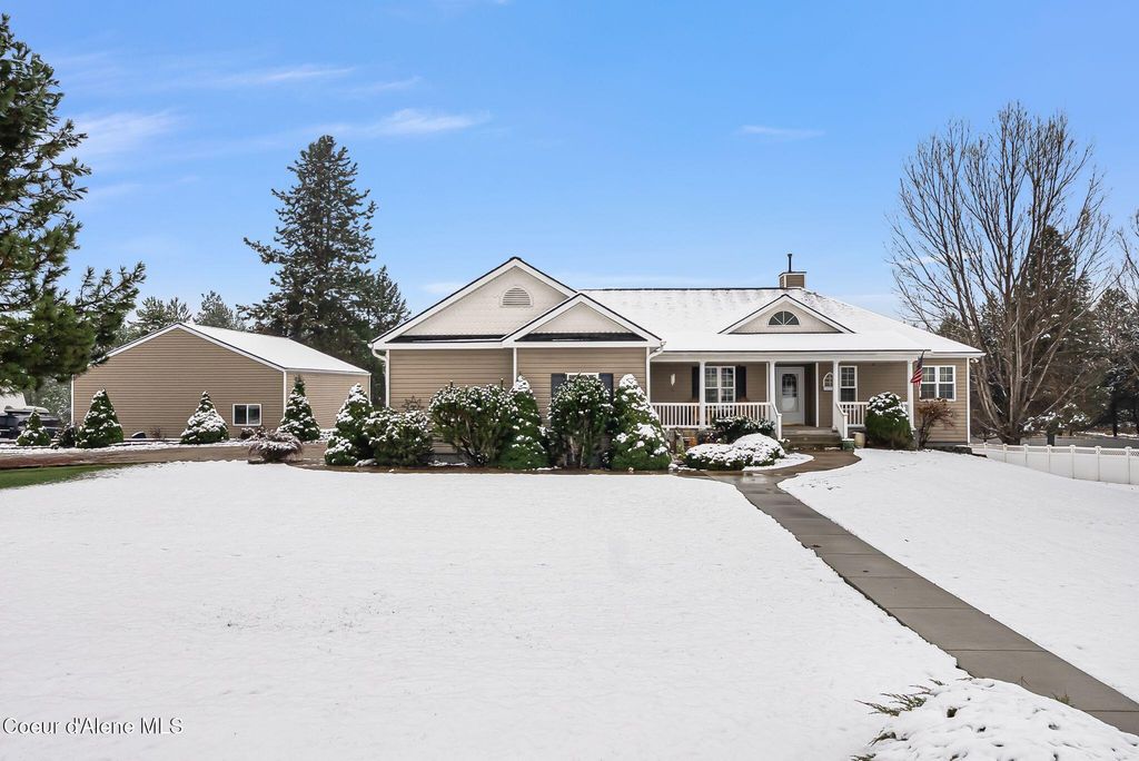 Photo of 144 Solar Rd Rd, Oldtown, ID 83822 (MLS # 25-11265)