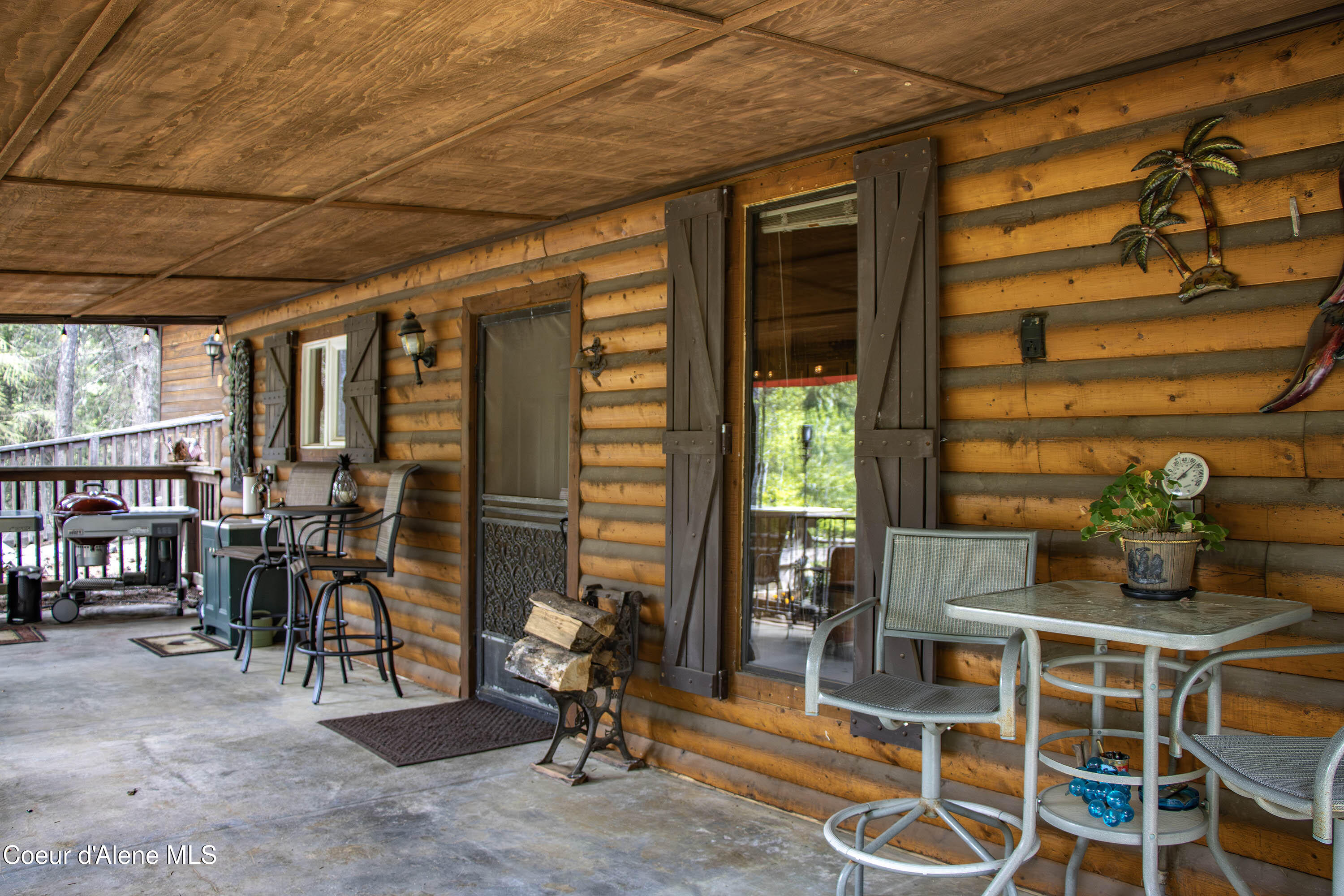 2864 Blacktail Rd, Cocolalla, Alaska image 4