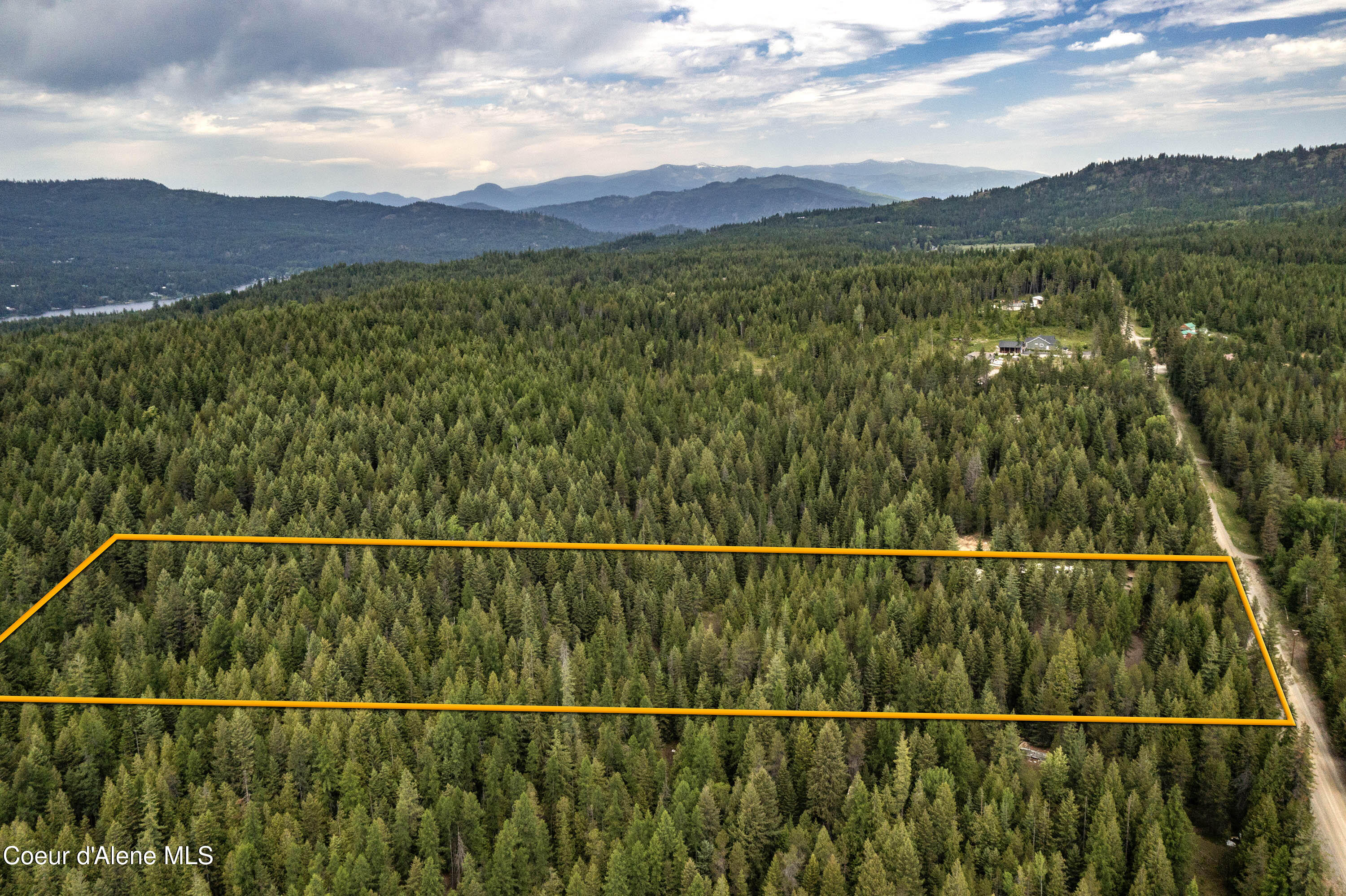 2864 Blacktail Rd, Cocolalla, Alaska image 6