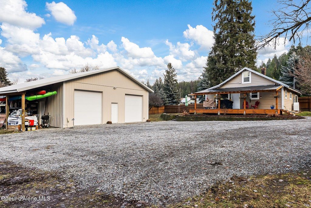 Photo of 5898 Main St, Bonners Ferry, ID 83805 (MLS # 26-538)
