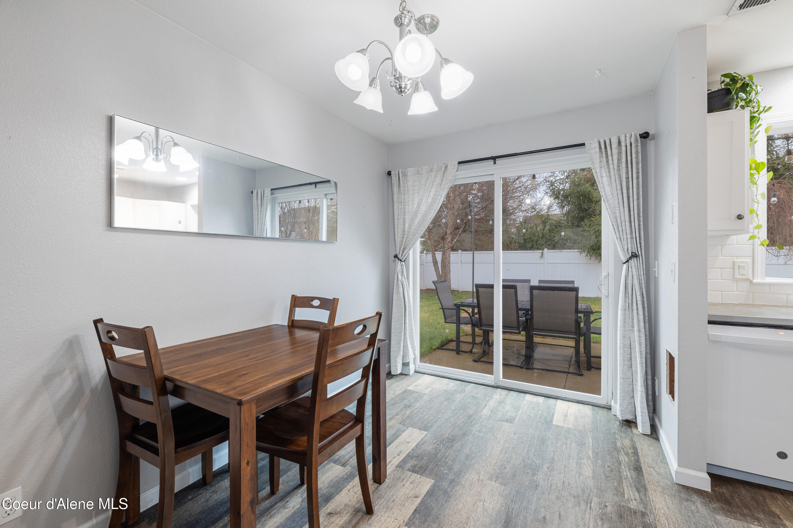 Coeur d'Alene, Idaho 83815, United States, 2 Bedrooms Bedrooms, ,2 BathroomsBathrooms,Residential,Active,106398