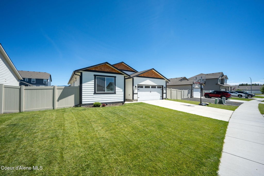 Photo of 10521 Belgrave Loop, Hayden, ID 83835 (MLS # 26-7263)