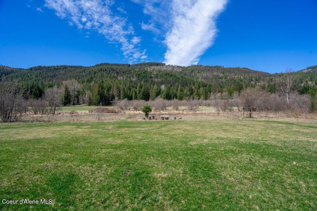 Photo of 80 Carlson Dr, Sandpoint, ID 83864 (MLS # 26-2765)