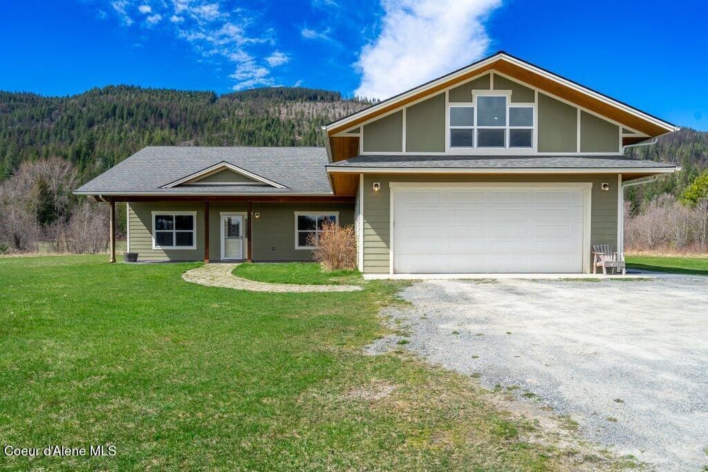 Photo of 80 Carlson Dr, Sandpoint, ID 83864 (MLS # 26-2765)