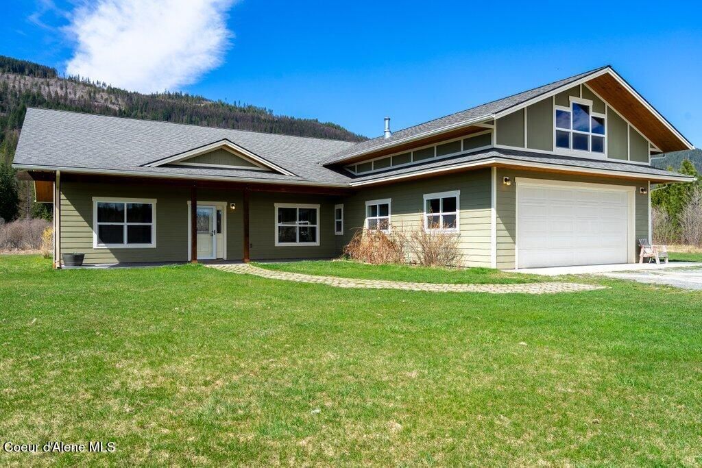 Photo of 80 Carlson Dr, Sandpoint, ID 83864 (MLS # 26-2765)