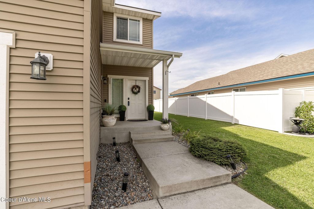 Photo of 8247 WOODWORTH St, Post Falls, ID 83854 (MLS # 25-10255)