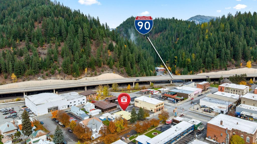 Photo of 413 Pine St, Wallace, ID 83873 (MLS # 25-10906)