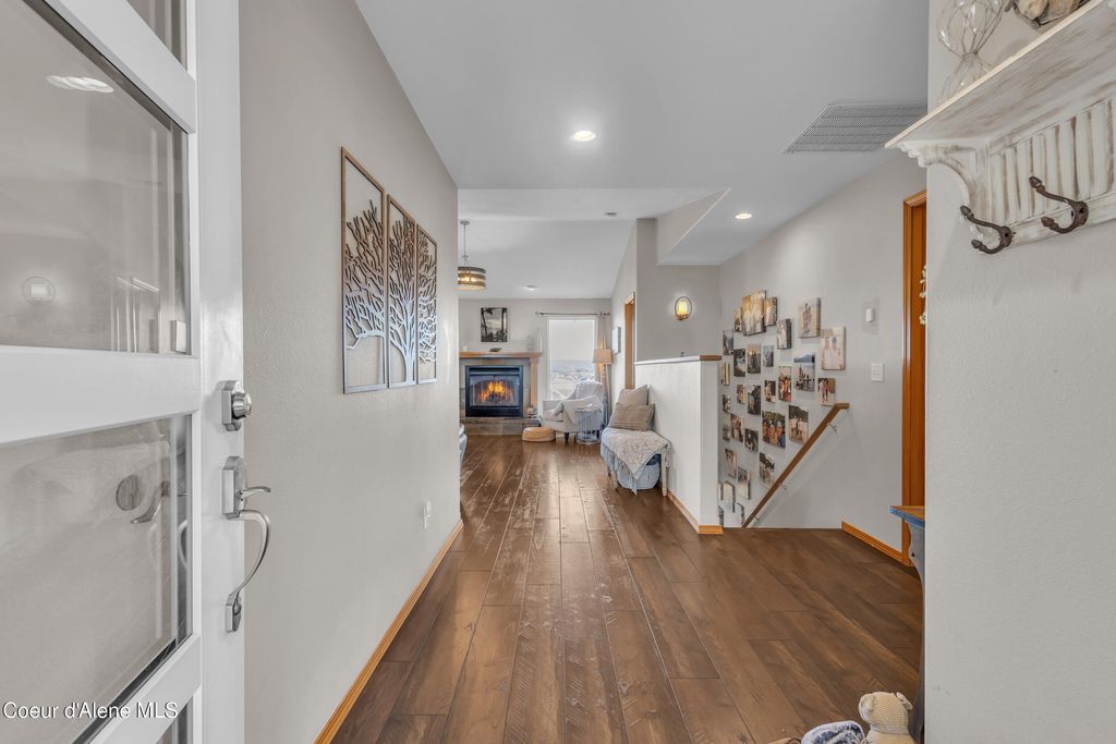 Photo of 1345 Kaniksu St, Post Falls, ID 83854 (MLS # 26-1280)