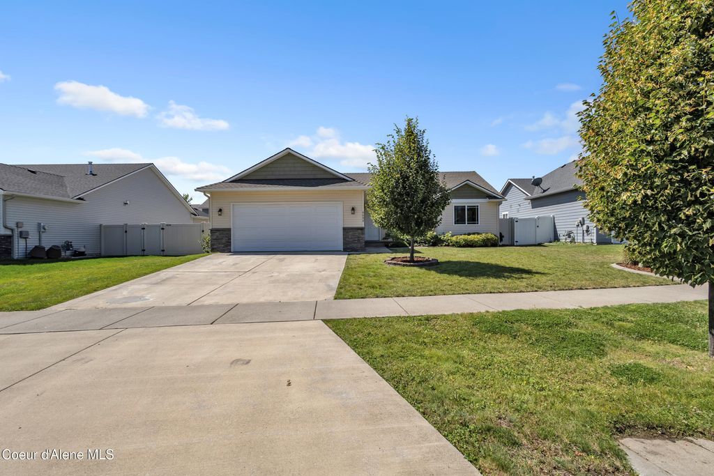 Photo of 6684 Conner St, Rathdrum, ID 83858 (MLS # 26-7128)