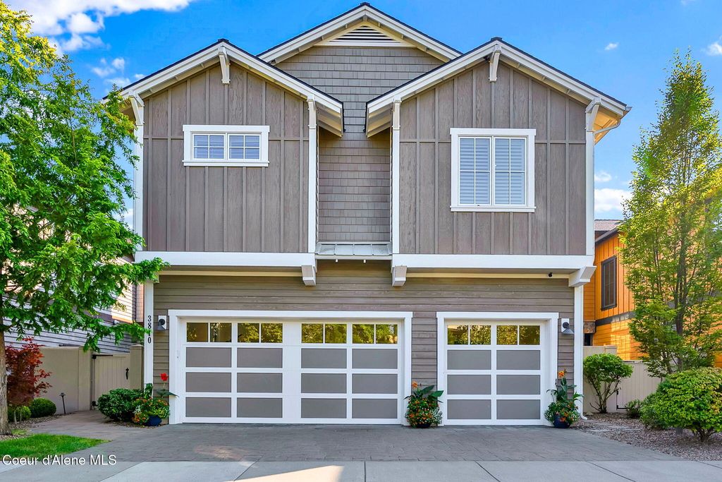 Photo of 3810 SHOREVIEW Ln, Coeur dAlene, ID 83814 (MLS # 25-9121)