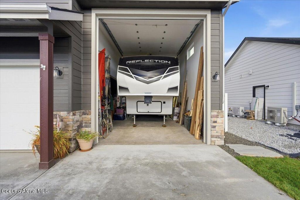 Photo of 2651 Cinder Ave. Ave, Post Falls, ID 83854 (MLS # 25-11275)