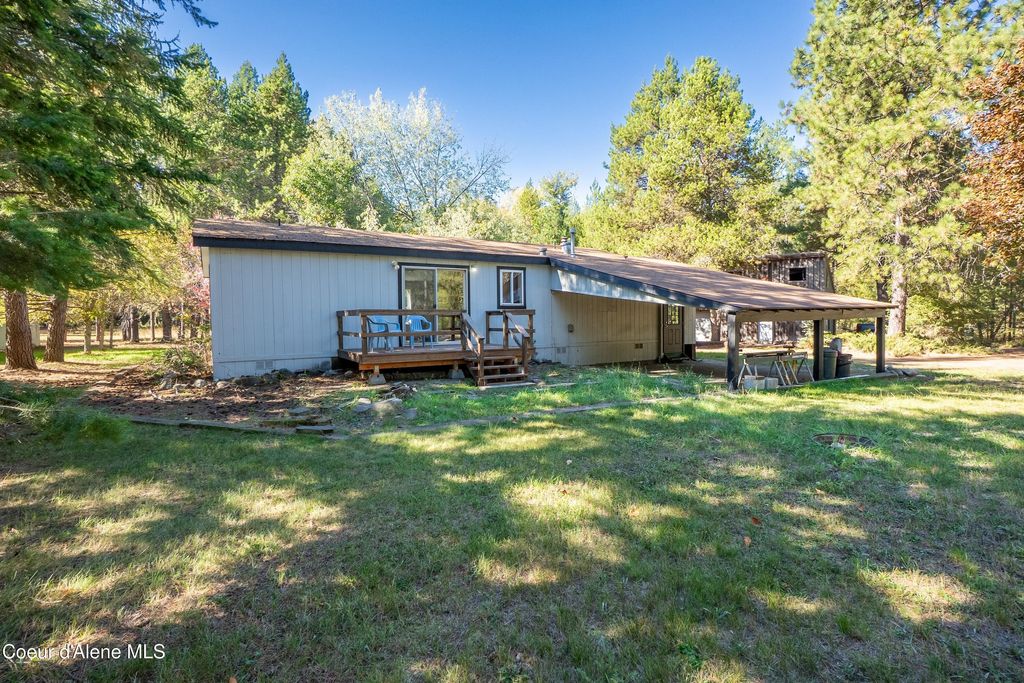 Photo of 66 Juniper, Naples, ID 83847 (MLS # 25-10284)
