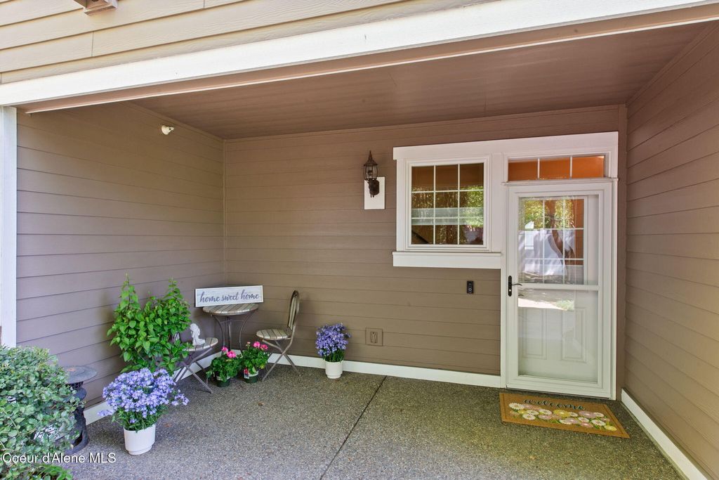 Photo of 4539 Greenchain LOOP #APT 2, Coeur dAlene, ID 83814 (MLS # 26-4407)