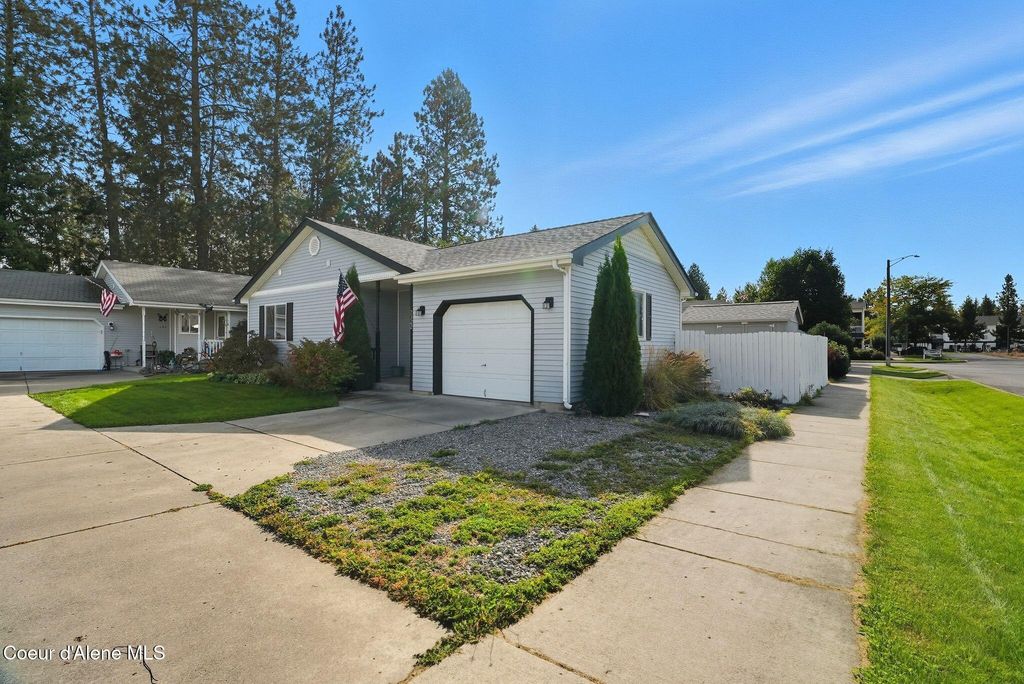 Photo of 7322 Wheatfield Dr, Coeur dAlene, ID 83815 (MLS # 25-9927)