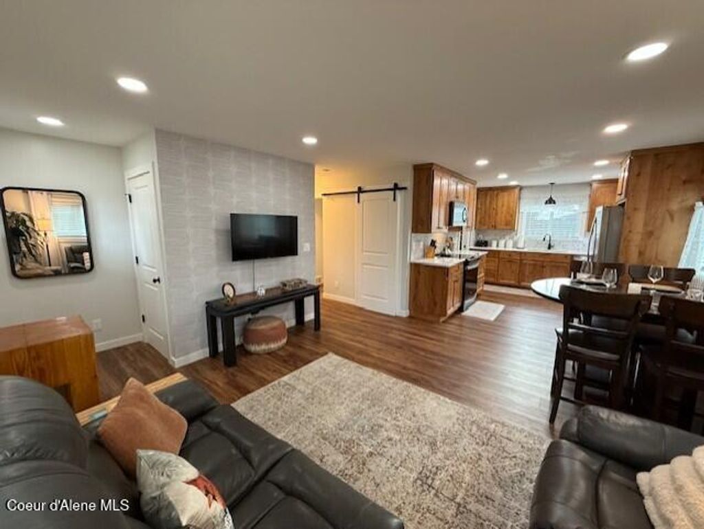 Photo of 1518 Satre Ave, Coeur dAlene, ID 83815 (MLS # 26-806)