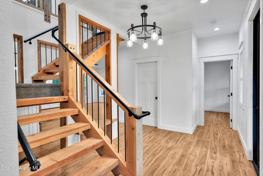 Photo of 81 Angelina Way, Priest River, ID 83856 (MLS # 26-874)