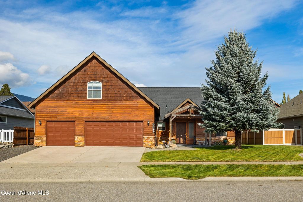 Photo of 7709 MEADOW LARK Ln, Rathdrum, ID 83858 (MLS # 25-10634)