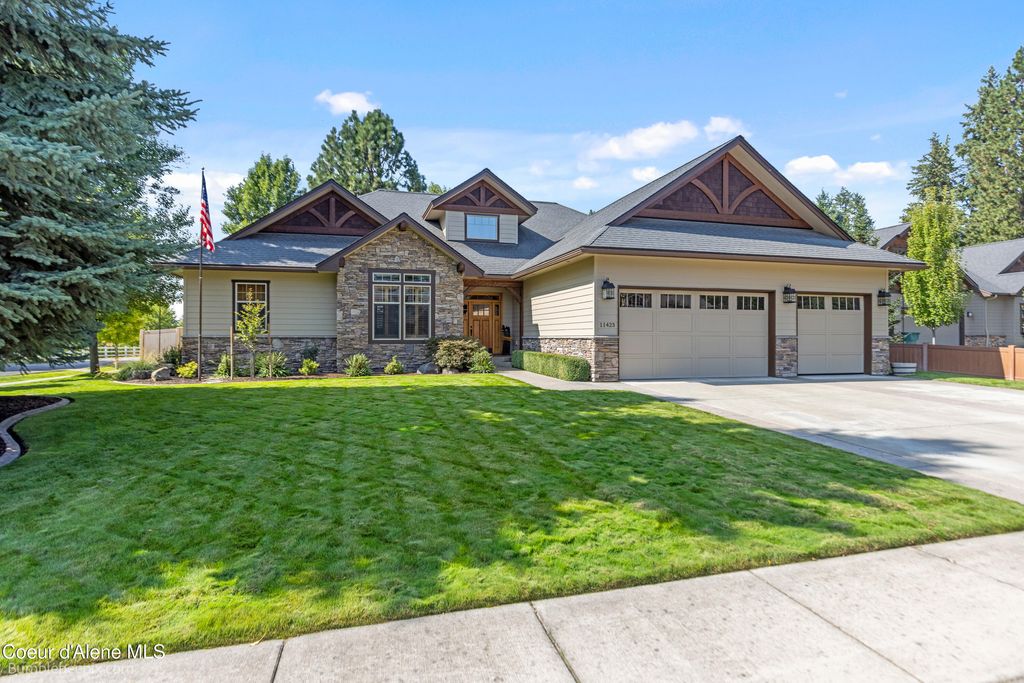 Photo of 11423 Green Tree Ct. Ct, Hayden, ID 83835 (MLS # 25-9585)