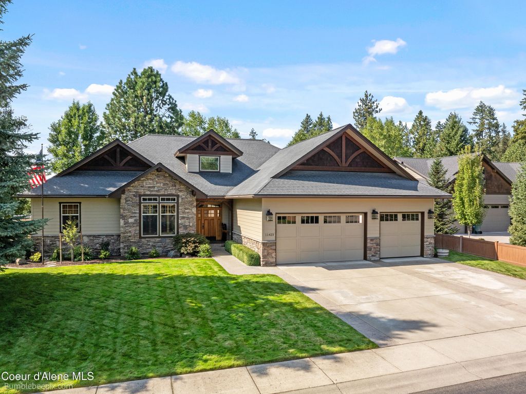 Photo of 11423 Green Tree Ct. Ct, Hayden, ID 83835 (MLS # 25-9585)