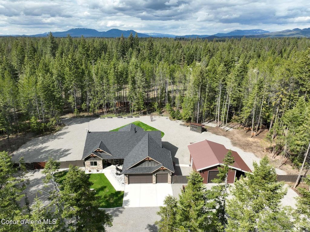 Photo of 11111 Arroyo Ln, Athol, ID 83801 (MLS # 26-3260)