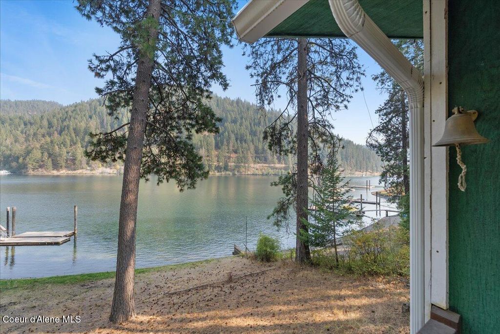 Photo of 19684 Lagrande AND lot 5A Bates Ln, Harrison, ID 83833 (MLS # 25-10171)