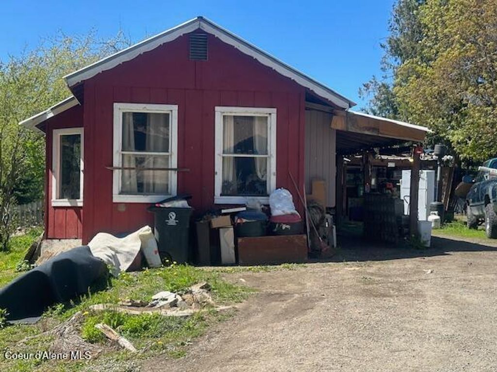 Photo of 2318 Saint Maries Ave, St. Maries, ID 83861 (MLS # 26-4243)