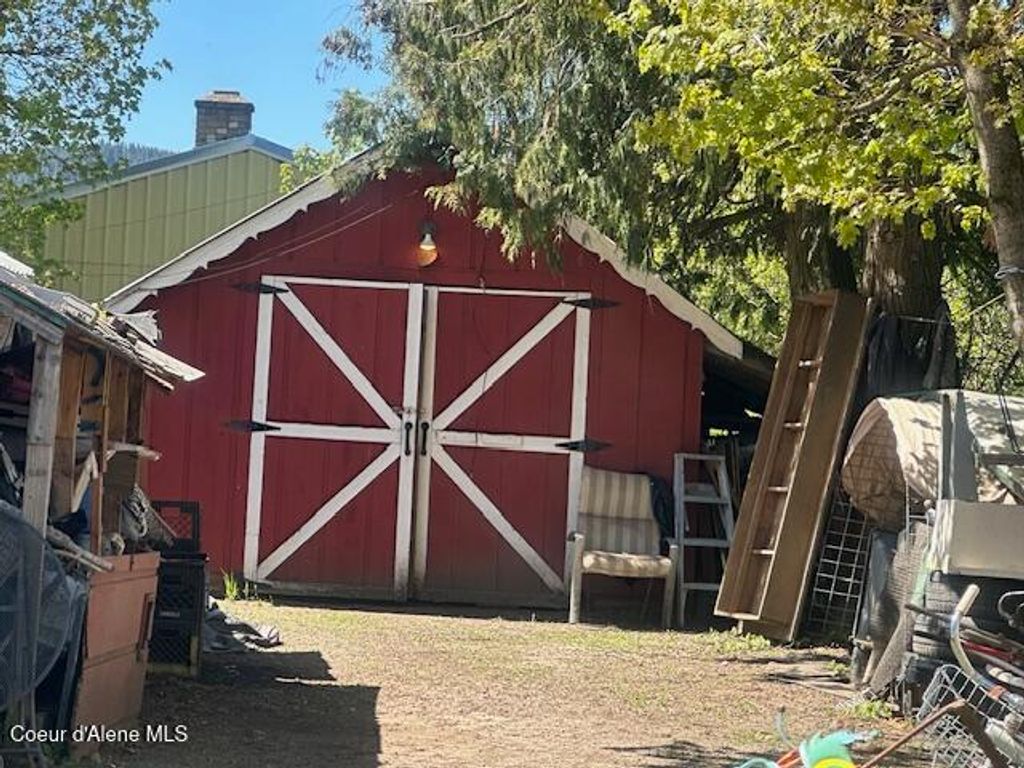 Photo of 2318 Saint Maries Ave, St. Maries, ID 83861 (MLS # 26-4243)