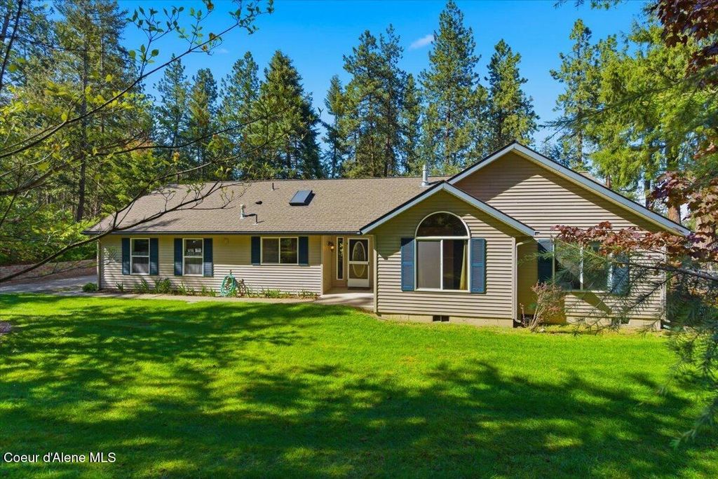Photo of 12413 Rio Vista Vista, Post Falls, ID 83854 (MLS # 26-4741)