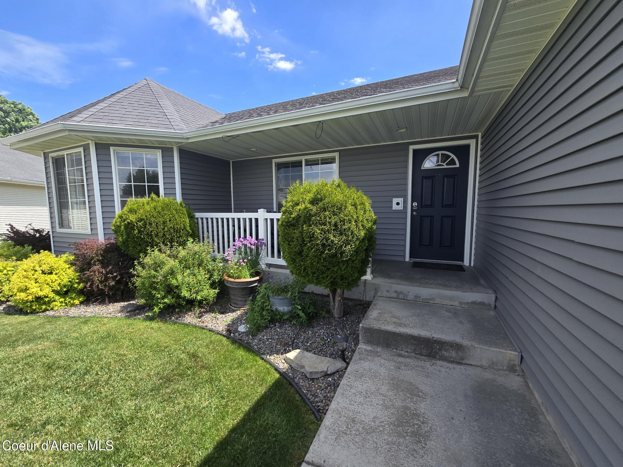 10566 N Seaside St, Hayden, Alaska image 6