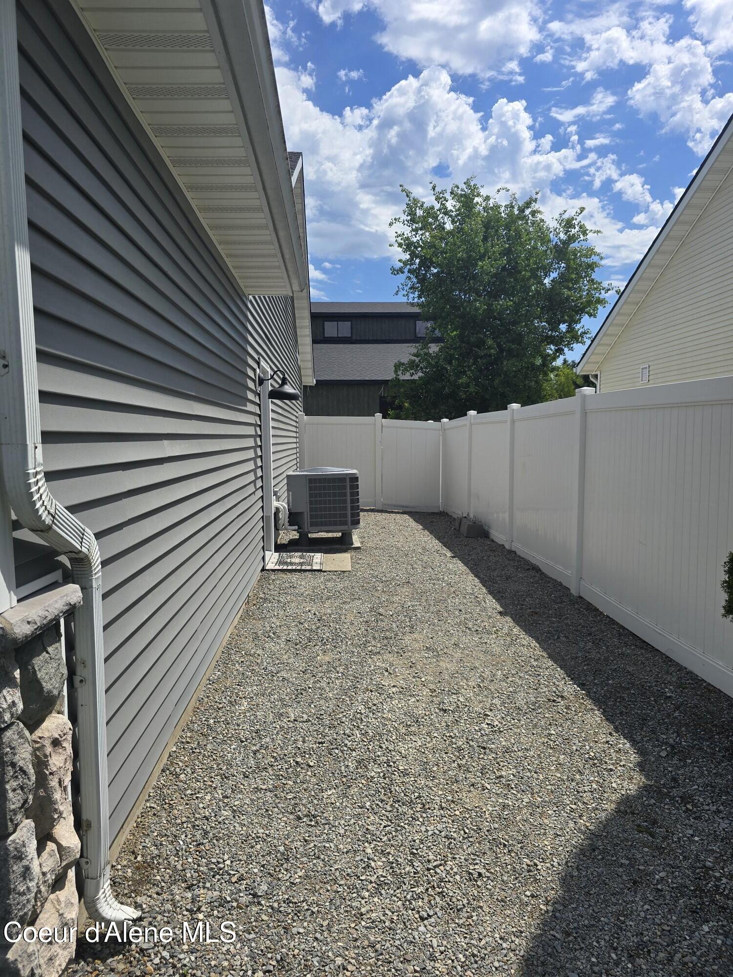 10566 N Seaside St, Hayden, Alaska image 29