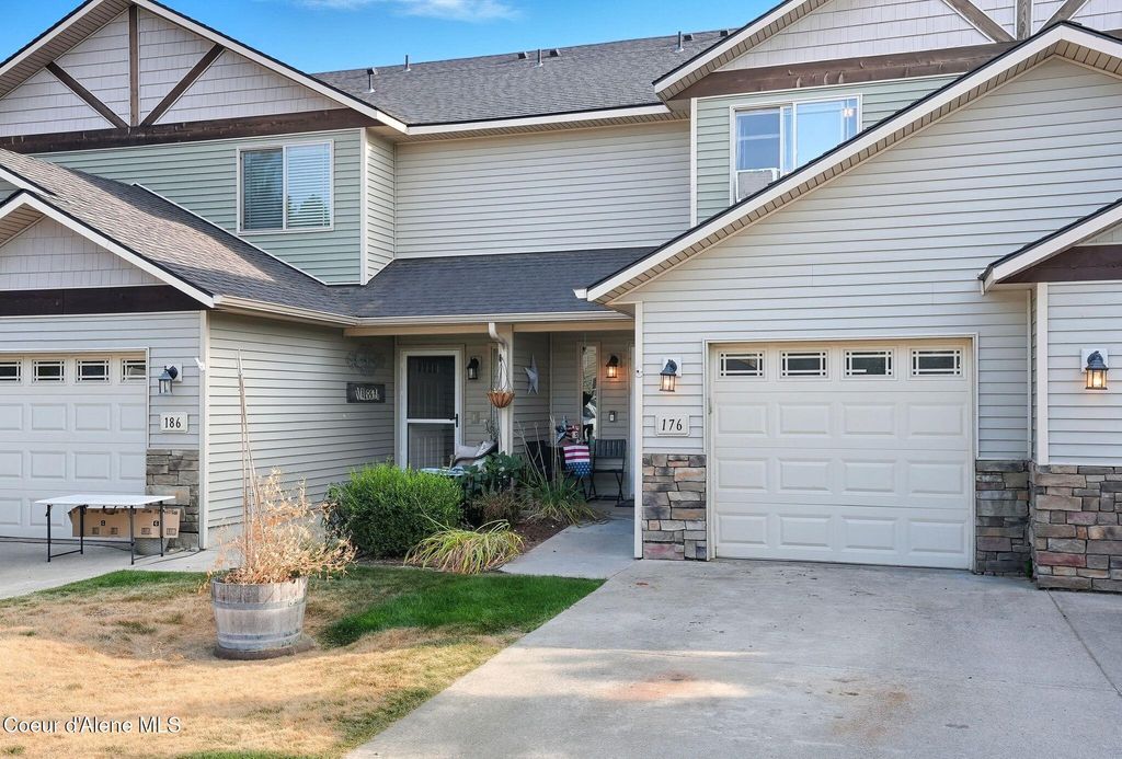 Photo of 176 MARYANNA Ln, Hayden, ID 83835 (MLS # 25-9322)