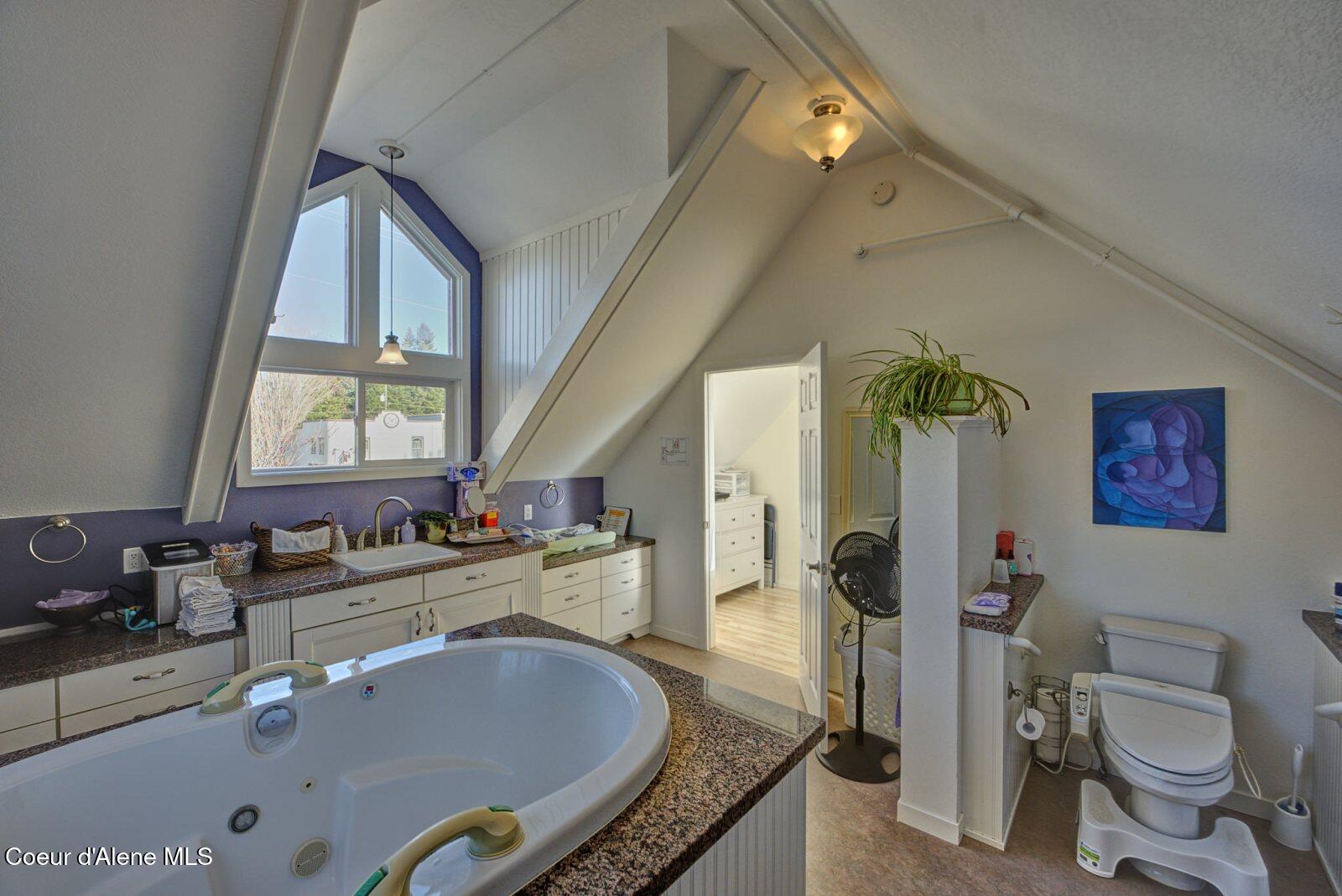 723 Pine St, Sandpoint, Idaho image 21