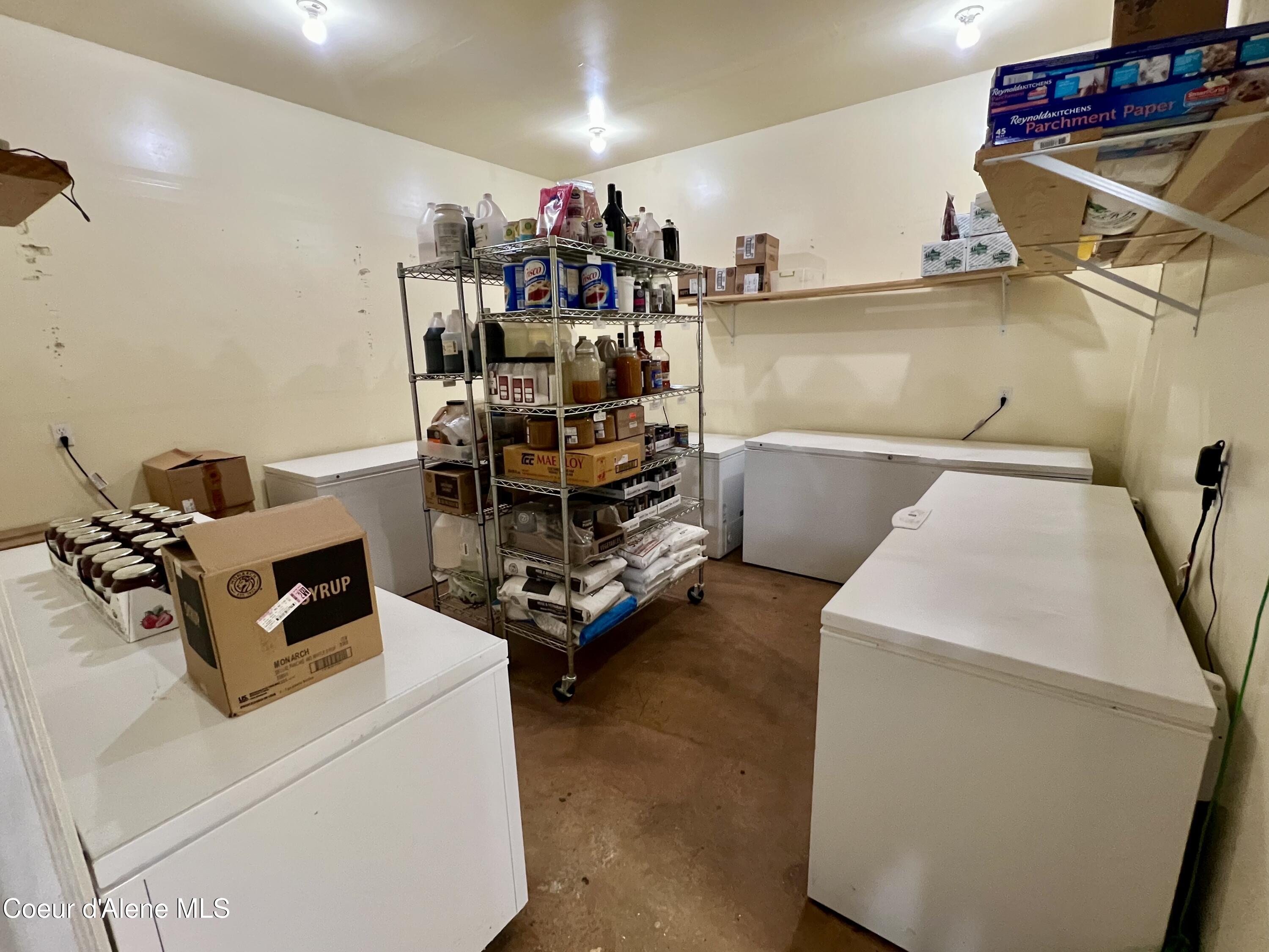 723 Pine St, Sandpoint, Idaho image 29