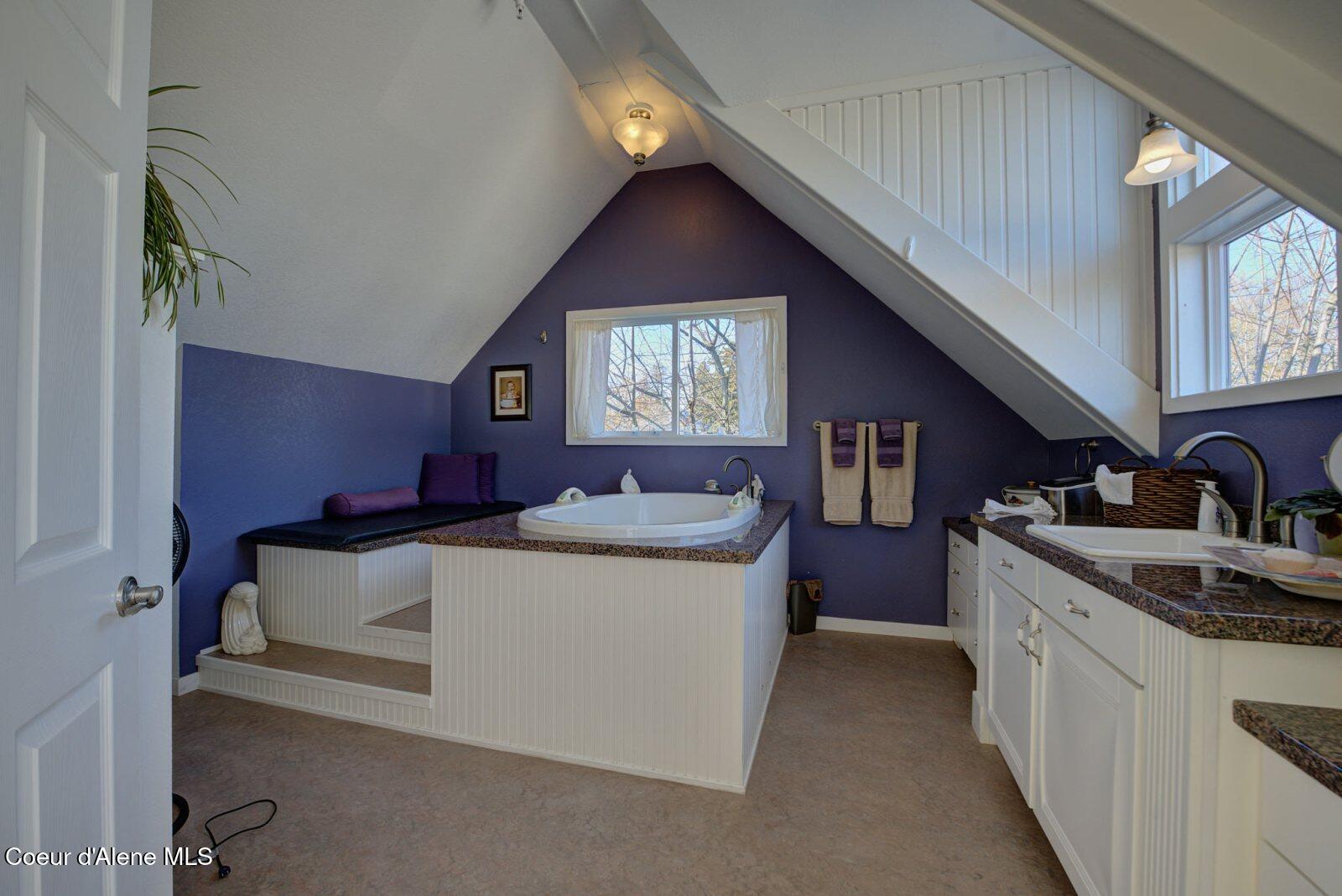 723 Pine St, Sandpoint, Idaho image 20