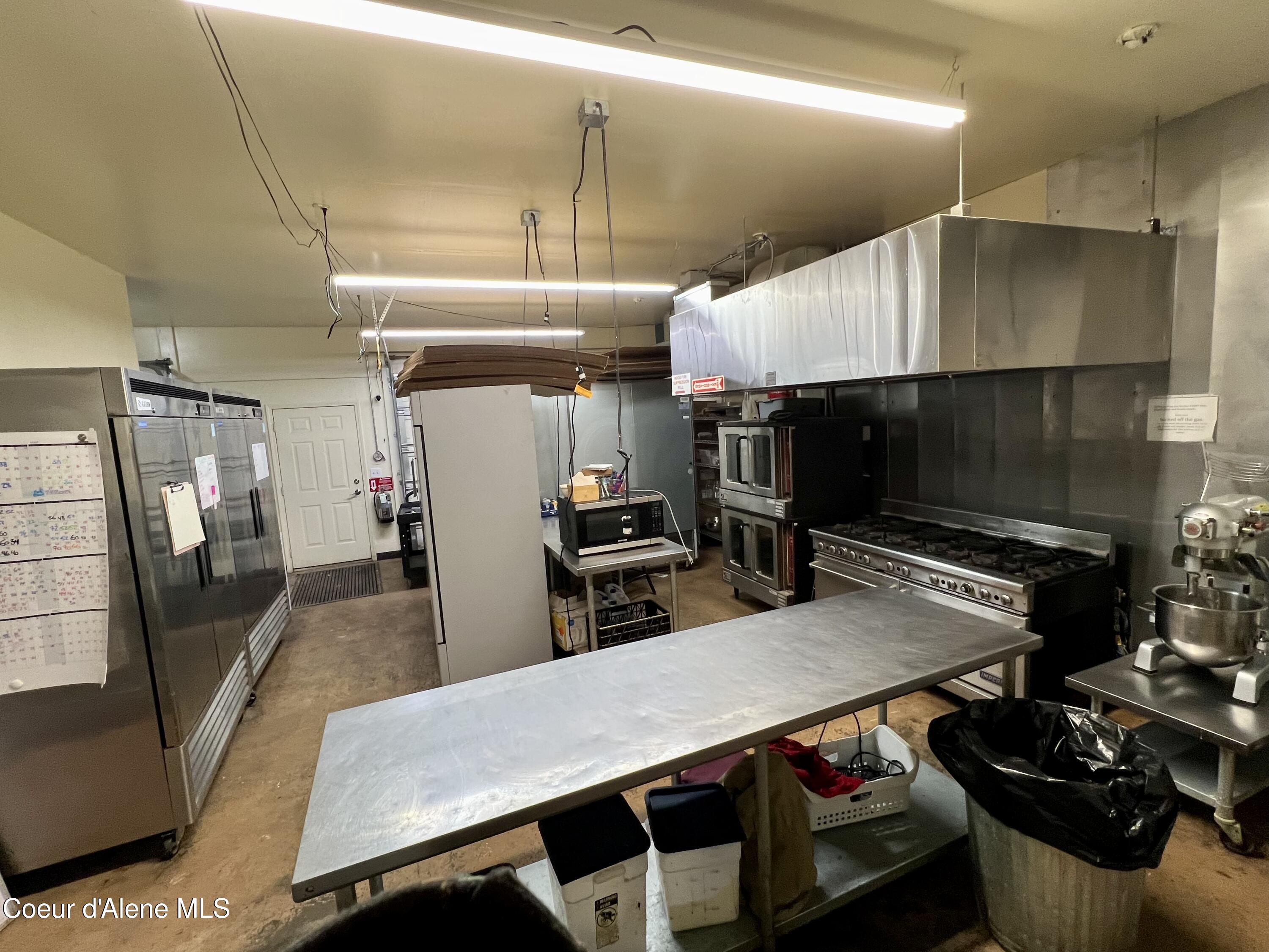 723 Pine St, Sandpoint, Idaho image 25